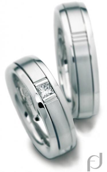 Trauringe Platin von Furrer Jacot 73-81700 + 73-26700